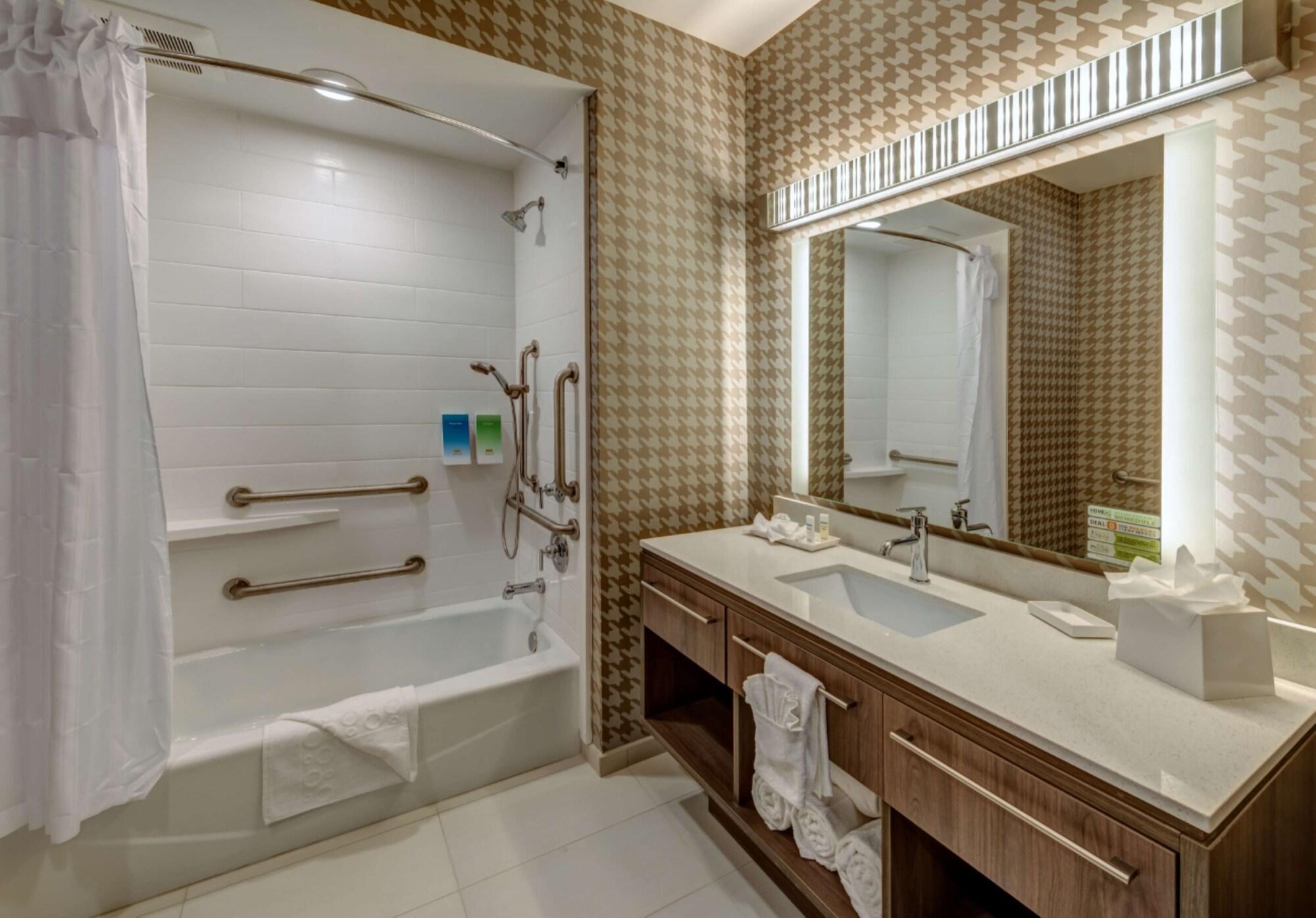 Home2 Suites By Hilton Рино Экстерьер фото